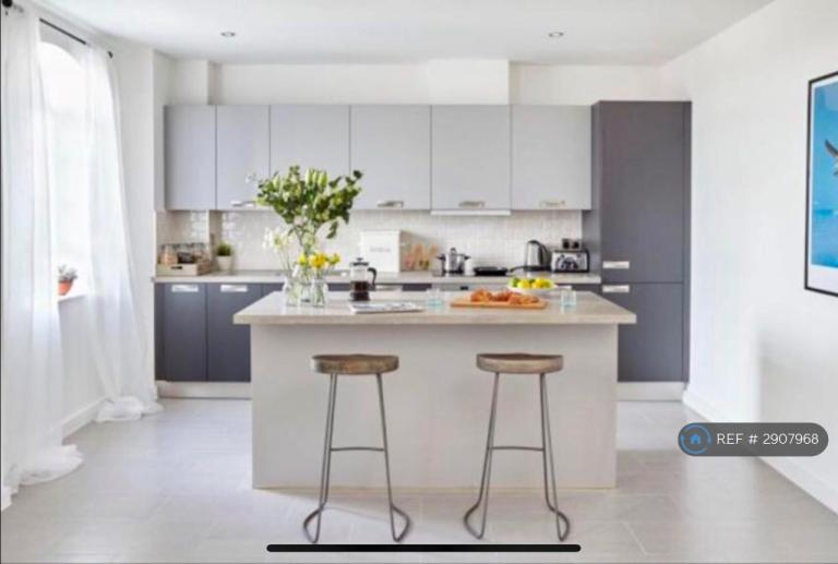2 bedroom flat in Millers Hill, Ramsgate, CT11 (2 bed) (#2907968)