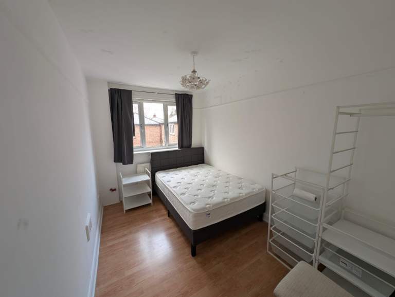 Double bed in fully furnished house 