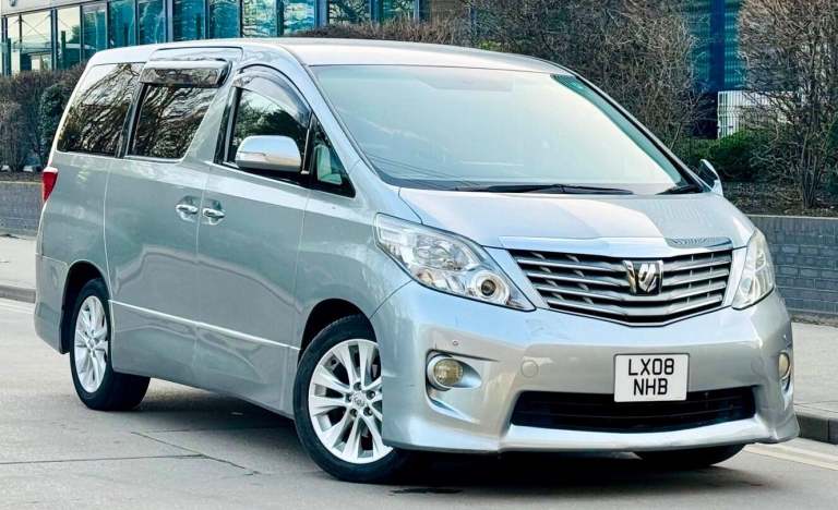 2023 Toyota Alphard 8 seater Petrol Auto Ulez Qualified Petrol Automatic