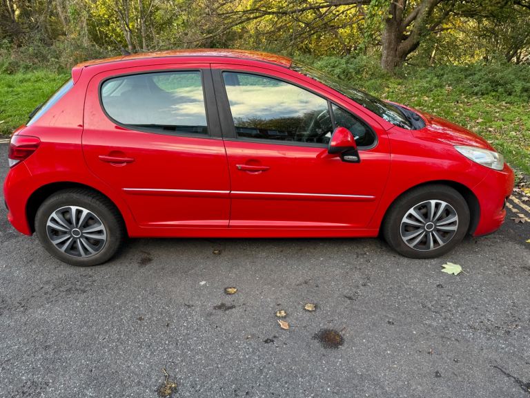 Peugeot, 207, Hatchback, 2012, Manual, 1560 (cc), 5 doors