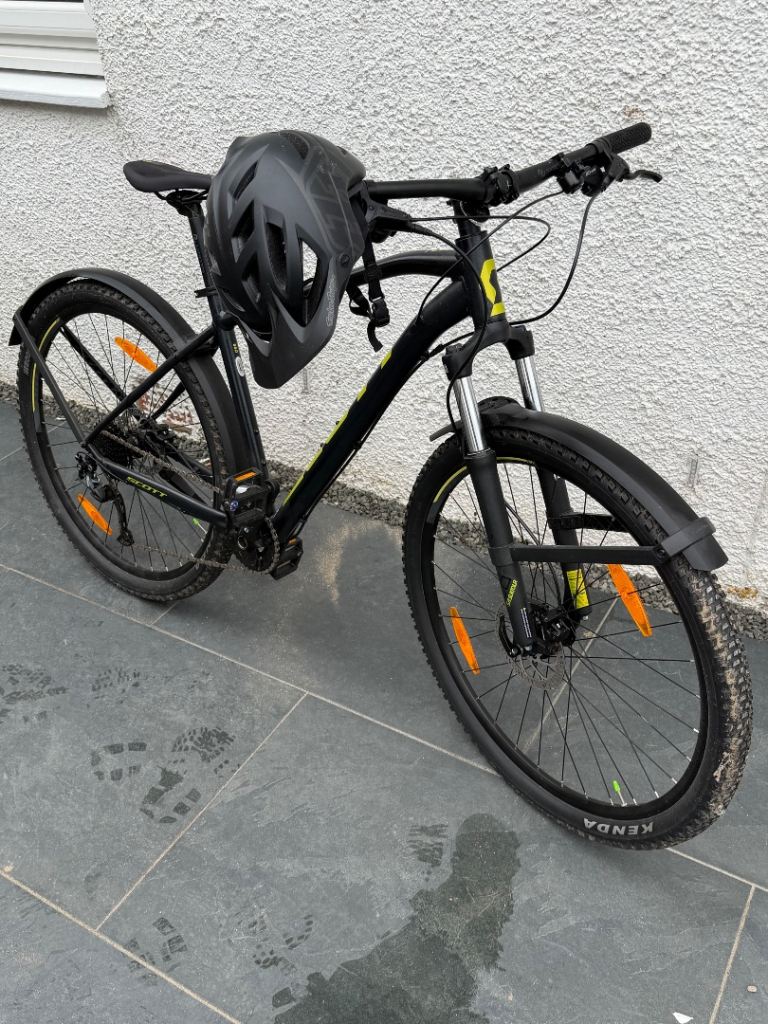 Scott Aspect 950 Mountain Bike + Extras £450 ONO