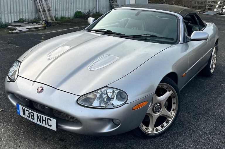 2000 Reg Jaguar XKR 4.0 V8 Supercharged With Only 87K Miles 