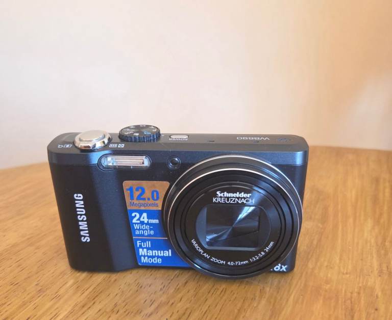 Samsung HMX-H200 Camcorder - Black, Good Condition