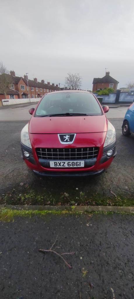 Peugeot, 3008, Hatchback, 2011, Semi-Auto, 1560 (cc), 5 doors