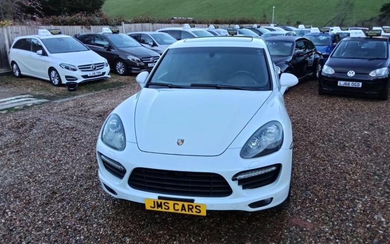  Porsche Cayenne 4.8T V8 Turbo SUV 5dr Petrol TiptronicS 4WD Euro 5 (s/s) (500 ps) Petrol Automatic