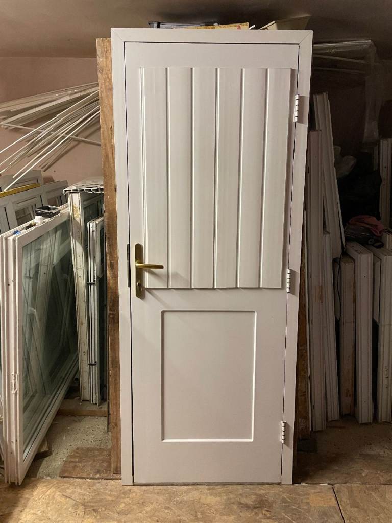 UPVC DOOR 200.5 x 80 cm - UPVC DOUBLE PANEL DOOR**OPENS OUTWARDS** (REF: DX255)