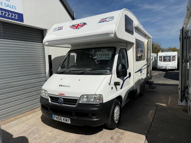 CI Carioca 625 4/5 Berth Overcab Double Rear Kitchen 