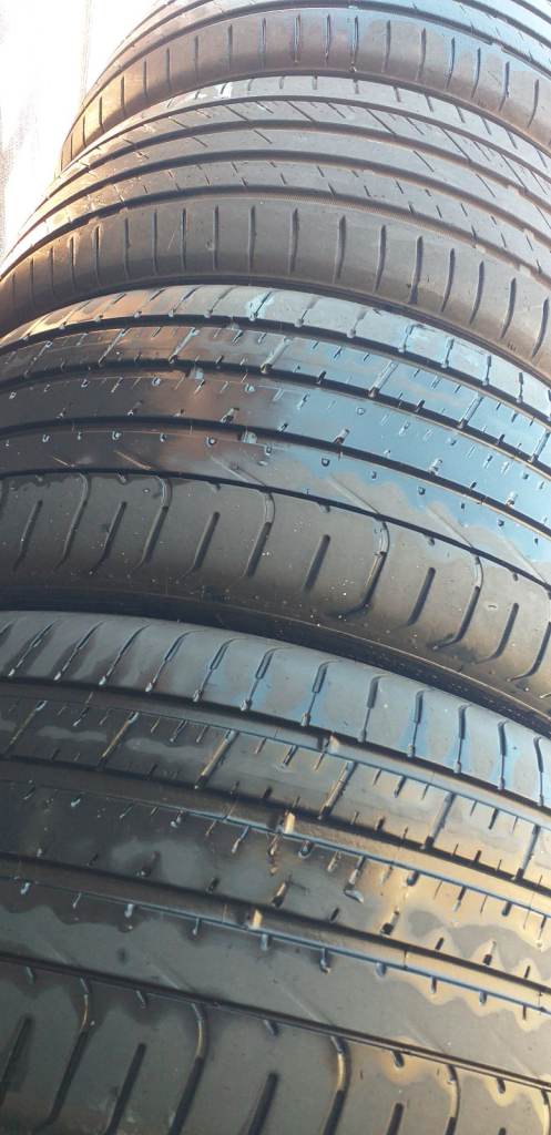 Run Flat Tyres SET OF 4