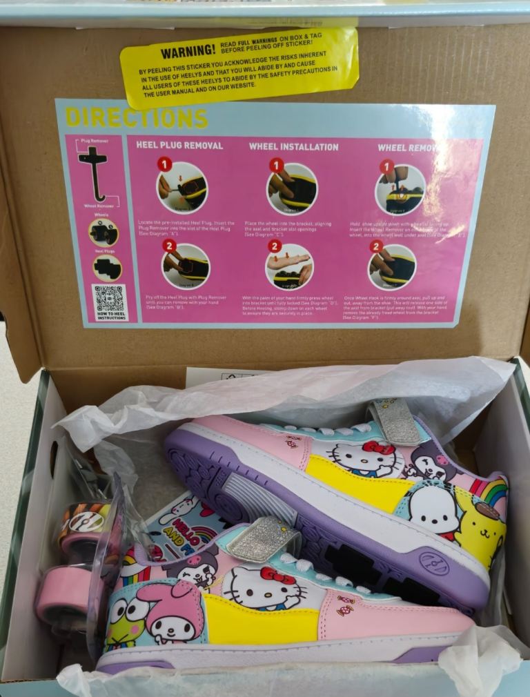 image for HELLO KITTY HEELYS 