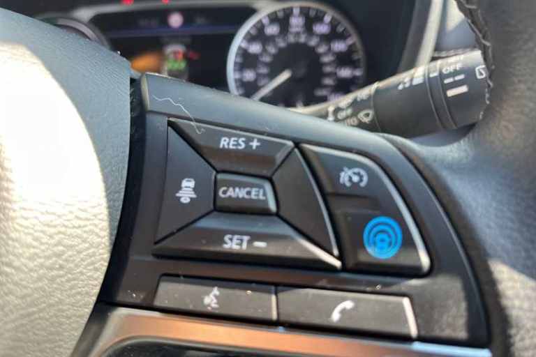 2022 Nissan Juke 1.6 HYBRID TEKNA 5DR AUTO Hatchback Hybrid Automatic