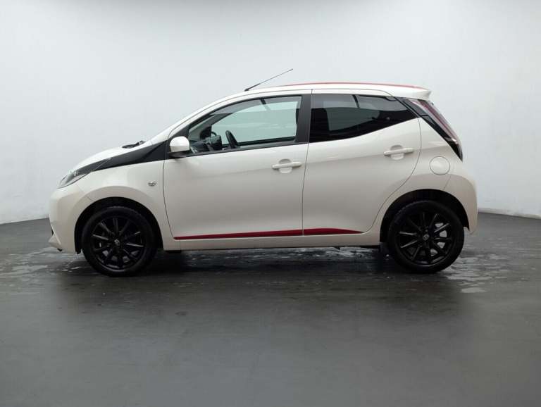 2018 Toyota AYGO 1.0 VVT-i x-press Hatchback 5dr Petrol Manual Euro 6 (68 ps) - REVERSE CAM  HATC...