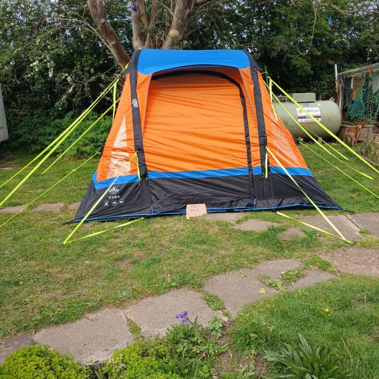Inflatable drive away van awning