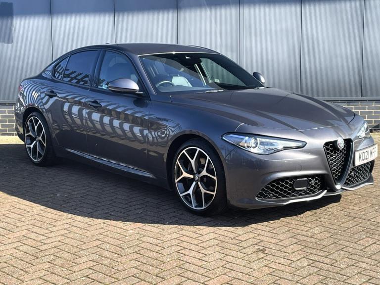 2021 Alfa Romeo Giulia 2.0 TB 280 Veloce [Performance brake] 4dr Auto Saloon Petrol Automatic
