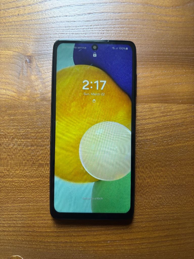 Samsung galaxy A52 5g mobile phone on Tesco mobile 