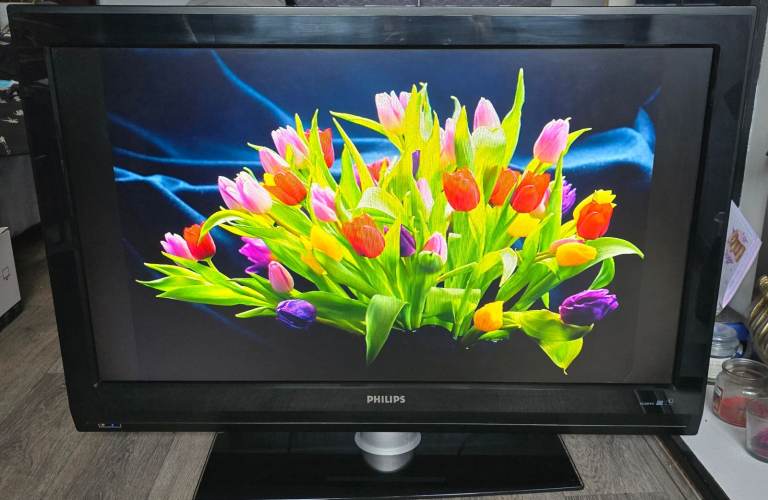 Philips 42PFL5522D 42" 1080p HD LCD Television