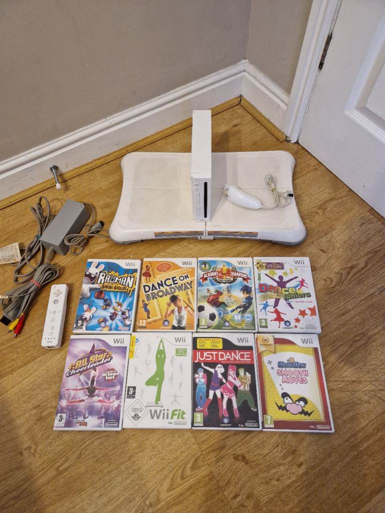 Nintendo Wii w/Games & Fitness Board Can Deliver
