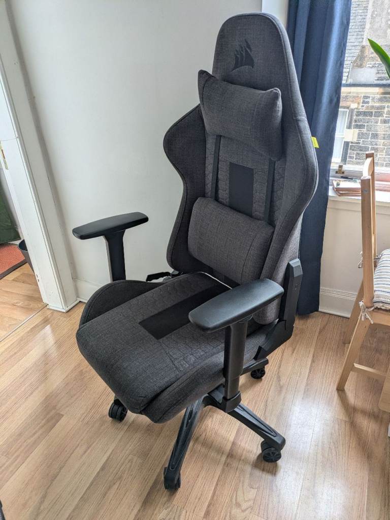 Corsair TC100 Relaxed Gaming Chair