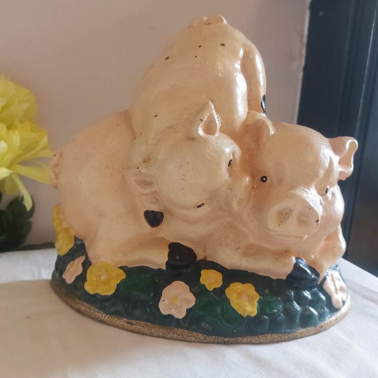 Vintage Hand-Painted Cast Iron Pig Family Doorstop