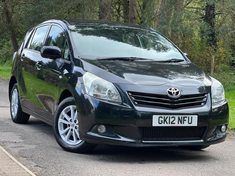 2012 Toyota Verso 2.0 D-4D TR Lthr/Pan Rf 5dr MPV DIESEL Manual