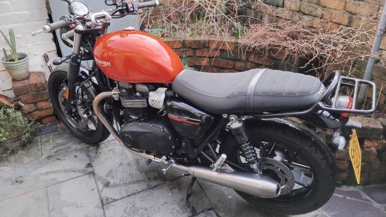 Triumph, BONNEVILLE, 2019, 900 (cc)