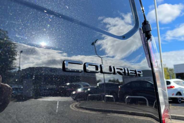 2025 Ford E-Transit Courier Trend AUTO FWD 43kWh 136PS 1 Speed Automatic Panel Van Electric Autom...