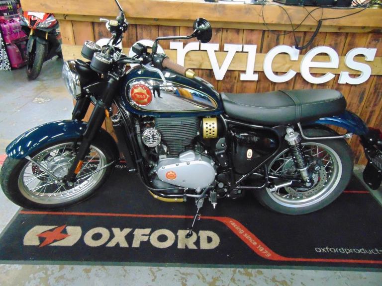 BSA GOLD STAR 650 2024 MODERN RETRO CLASSIC SUPERB LOW MILES DRY USED A2 EURO 5