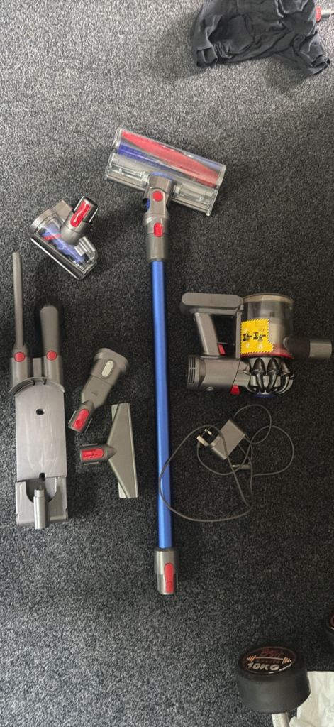 Dyson v7 vacuum hard floors (serviced)