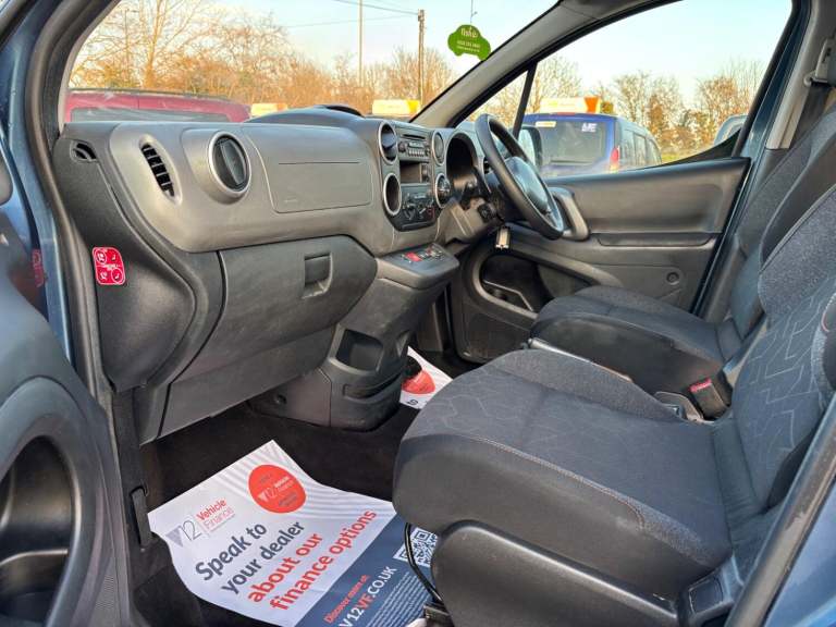 PEUGEOT PARTNER AUTO WHEELCHAIR ACCESSIBLE VEHICLE AUTOMATIC WAV 1.6 2017