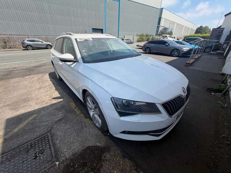2016 SKODA SUPERB 2.0 TDI CR SE L EXECUTIVE 4X4 5DR BREAKING FOR PARTS