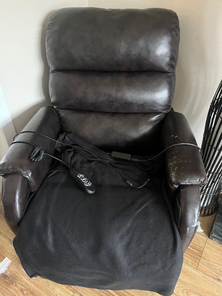 Electric recliner chair