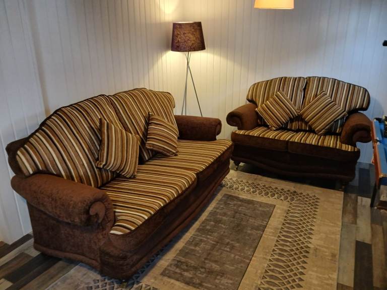 3 and 2 Seater Sofas 