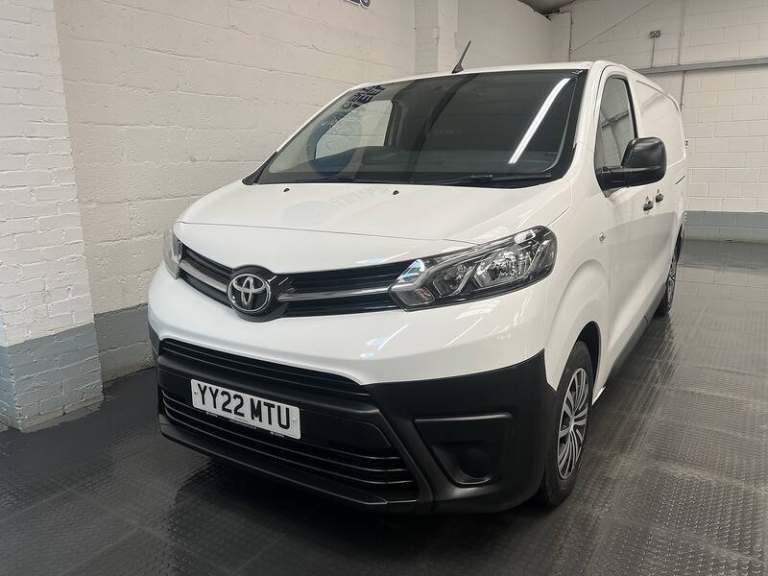 2022 Toyota ProAce 2.0D 140 Active Van PANEL VAN DIESEL Manual