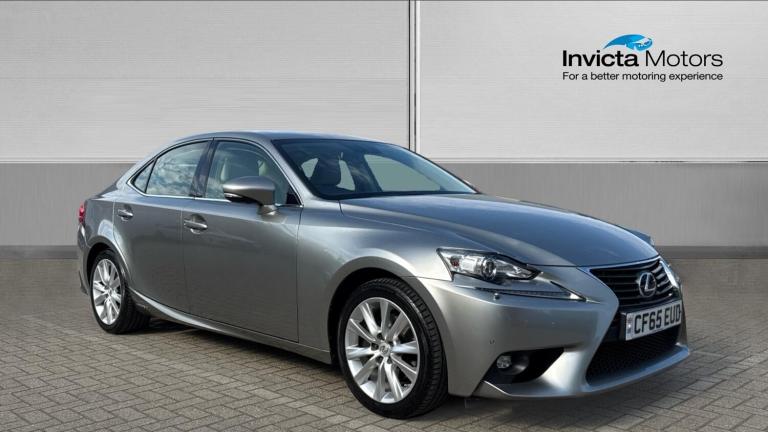 2015 Lexus IS 300h Executive Edition 4dr CVT Auto with Leather   Hybrid