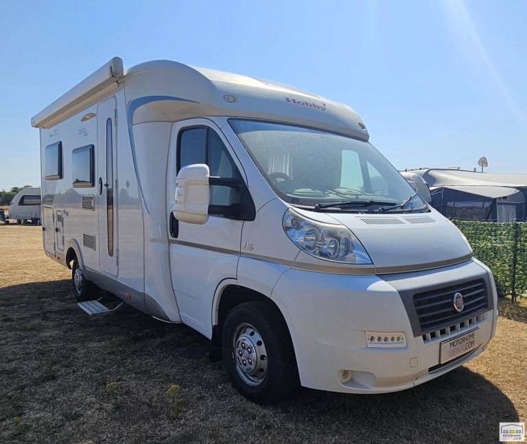 Hobby Toskana D650 - 2011 - End Twin Bed/Garage - FOR SALE