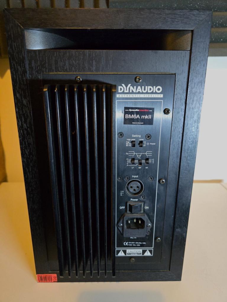 Dynaudio BM6A MK2 - Mint Condition (Pair)