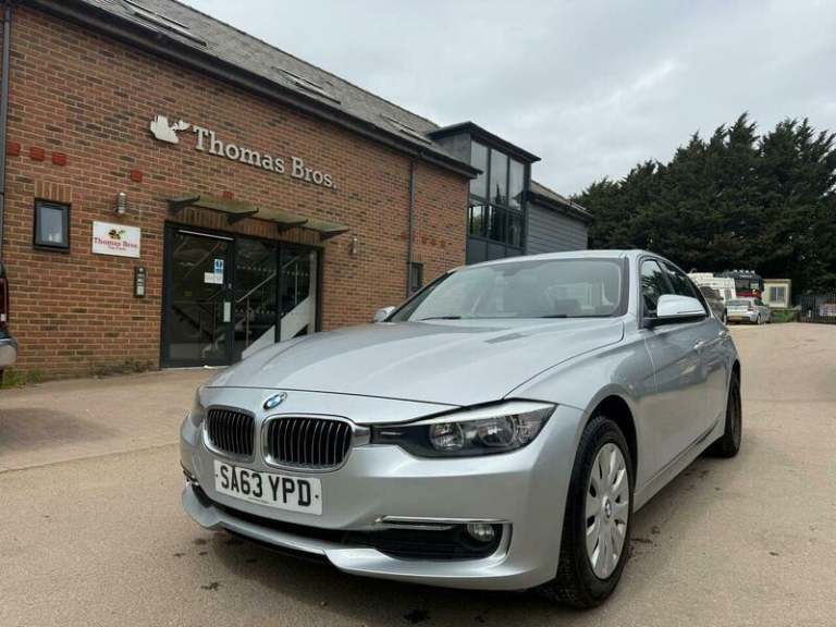 2013 BMW 3 Series 2.0 318d Luxury Euro 5 (s/s) 4dr SALOON Diesel Manual
