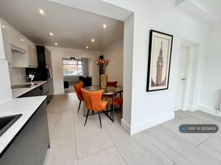 3 bedroom house in Styrrup Road, Harworth, Doncaster, DN11 (3 bed) (#2629402)