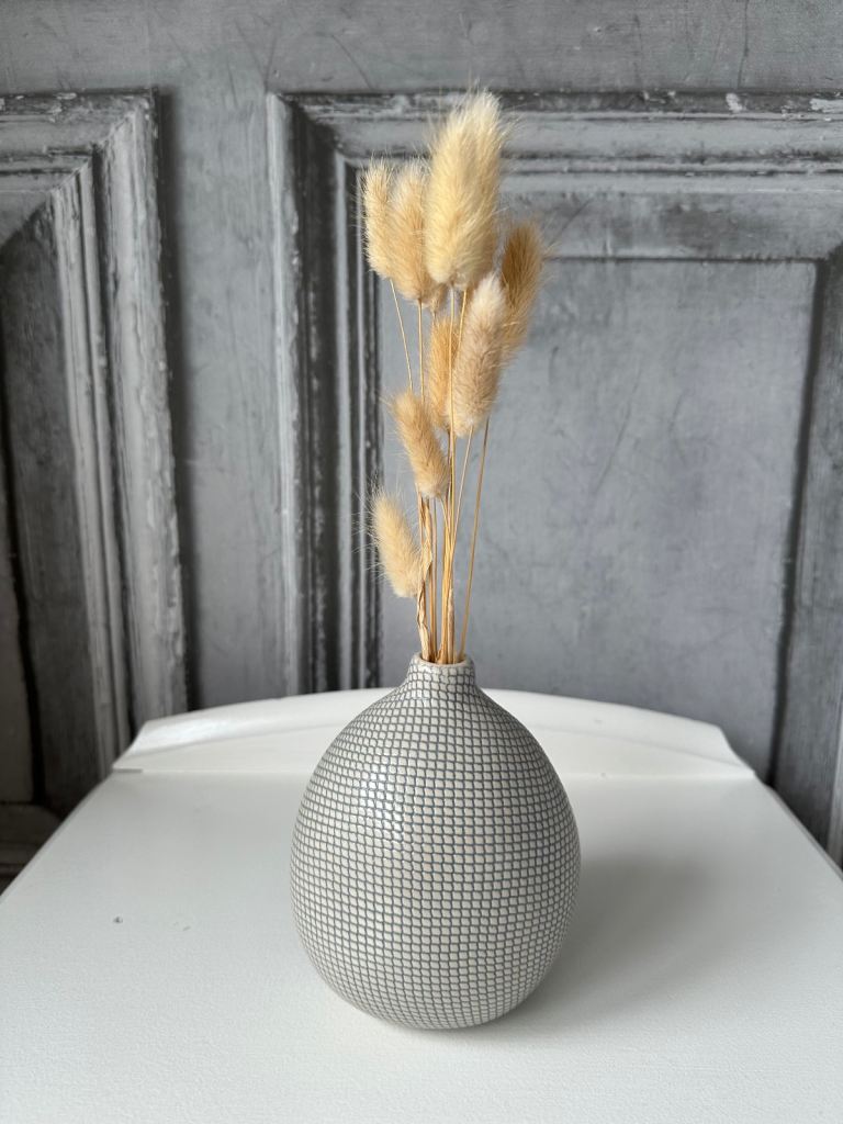 image for Habitat ceramic decorative bud vase (collection off M 1 junction 35)