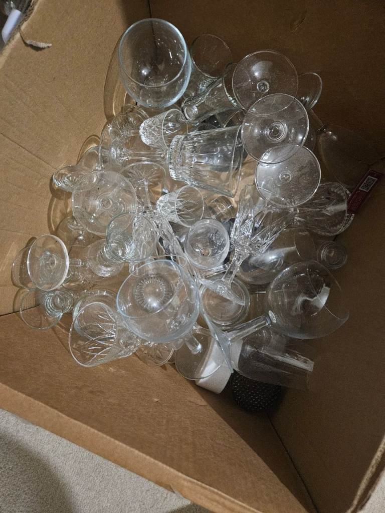 Large collection of carboot items free to collect