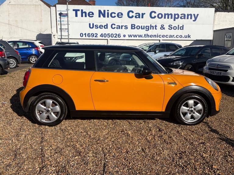 2014 MINI Hatch 1.5 Cooper 3dr HATCHBACK Petrol Manual