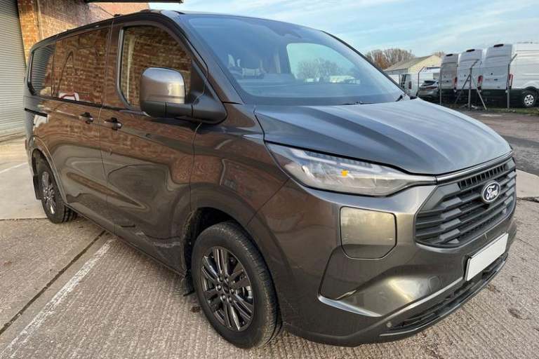 2025 Ford Transit Custom 2.5 PHEV 232ps H1 Double Cab Van Limited Auto PANEL VAN PETROL/ELECTRIC ...