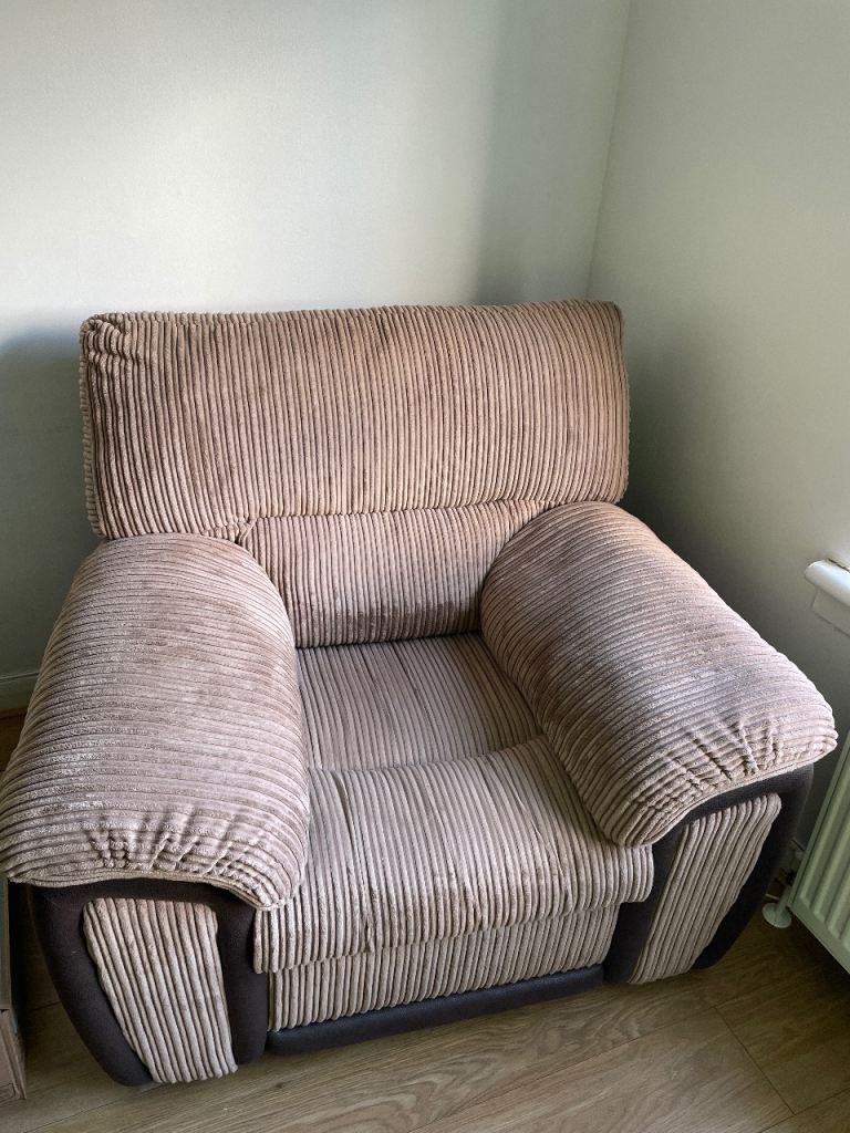 Recliner chair 