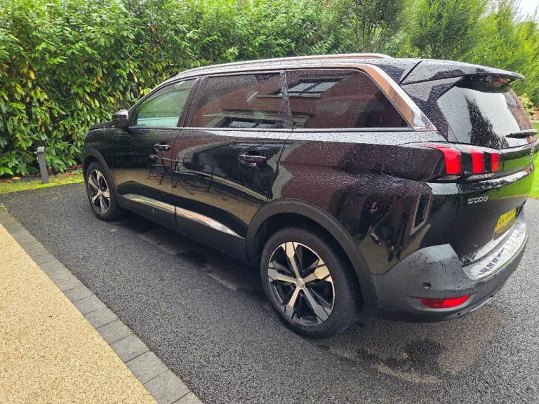 Peugeot, 5008, Hatchback, 2018, Manual, 1199 (cc), 5 doors