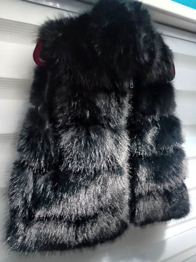 Women's gilet size 12/14, M