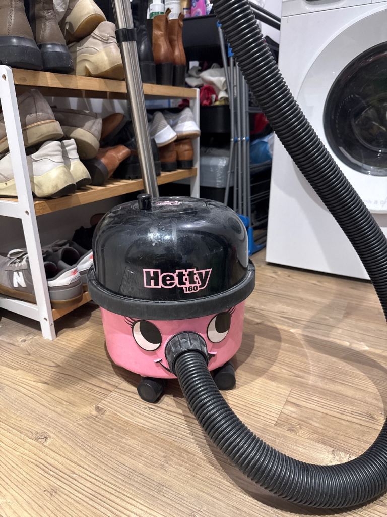 Hetty vacuum 