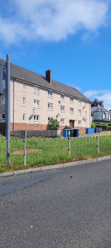 3 Bedroom flat to rent.