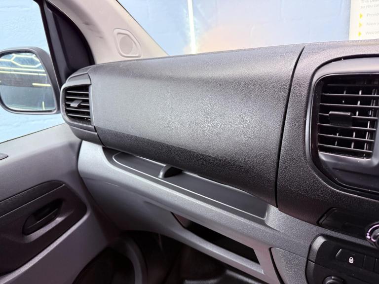 2019 Vauxhall Vivaro 1.5 Turbo D 2700 Edition L1 H1 Euro 6 (s/s) 5dr PANEL VAN Diesel Manual