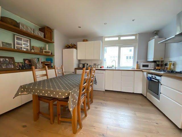 3 Bed Maisonette, Victoria Rise, SW4