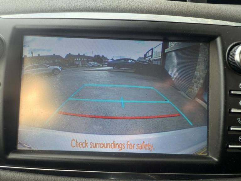 2018 Toyota Yaris 1.5 VVT-h Icon Tech Hatchback 5dr Petrol Hybrid E-CVT Euro 6 (s/s) (100 ps) Hat...