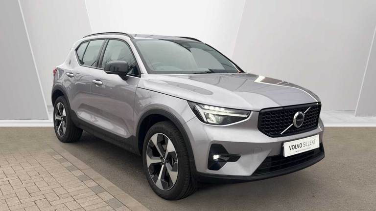 2025 Volvo XC40 2.0 B3P Plus Dark 5dr Auto SUV Petrol Automatic